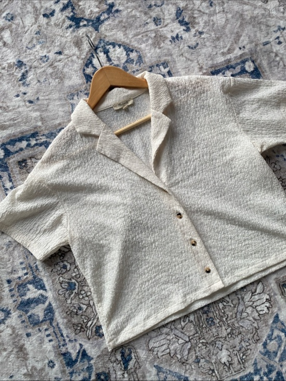 Like new! Madewell Textured Semi-Sheer Crinke Boxy Short Sleeve Top